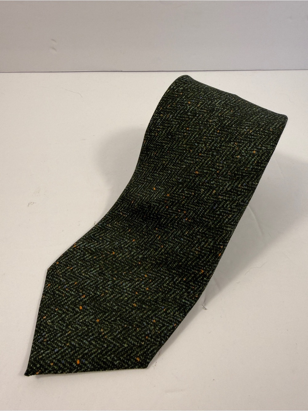 Robert Jensen Silk Green Tweed Pattern Tie Made in Italy 3.25” Wide 58” Long